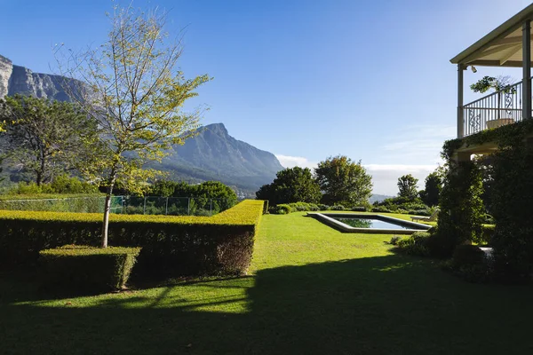 General View Tranquil Swimming Pool Stunning Mountains Countryside Outdoor Retreat — ストック写真