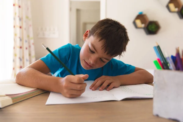 Blanke Jongen Die Een Videogesprek Heeft Tijdens Les Thuis Aan — Stockfoto