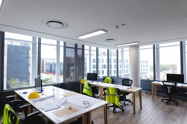 Intérieur Bureau Moderne Vide Avec Bureaux Ordinateurs Bureau Moderne Une — Photo