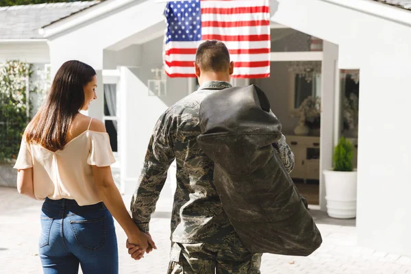 Caucasian Male Soldier Holding Hands Wife House Decorated American Flag — Stock Photo, Image