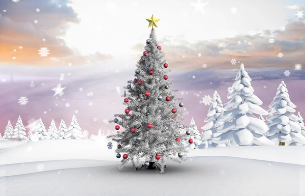 Vánoční strom s cetky a hvězda — Stock fotografie