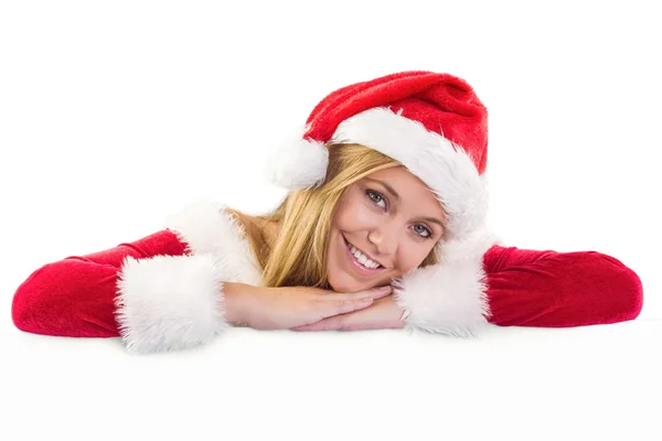 Festive blonde souriant à la caméra — Photo