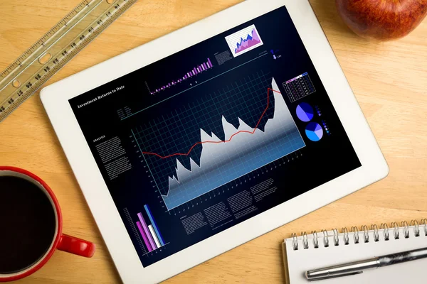 Verbundbild der Geschäftsoberfläche mit Graphen und Daten — Stockfoto