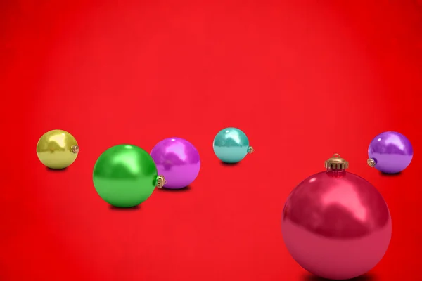 Bunte Christbaumkugeln — Stockfoto