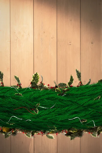 Fir branch Kerstmis decoratie garland — Stockfoto