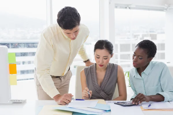 Business team working together at a meeting — Stock Photo, Image