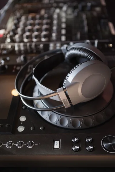 Sound mixer of DJ turntable — Stock Photo, Image