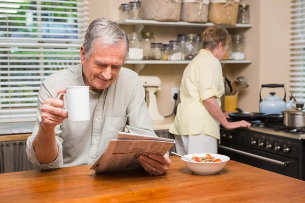 Senior couple spending the morning together — Stock Photo, Image