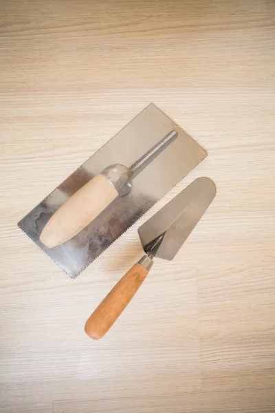 Overhead of trowel and spade — Stock Photo, Image