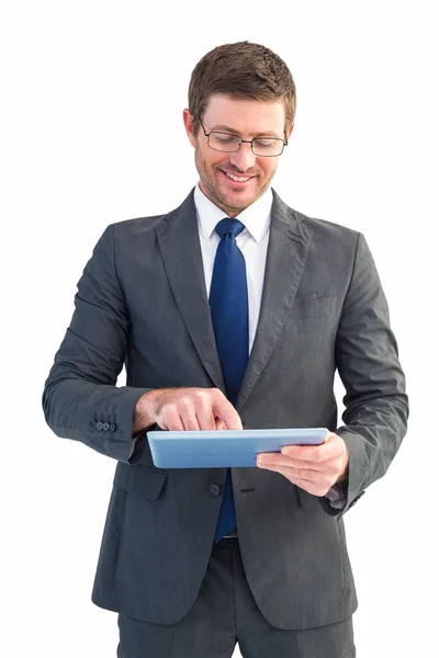 Geschäftsmann mit Tablet-PC — Stockfoto