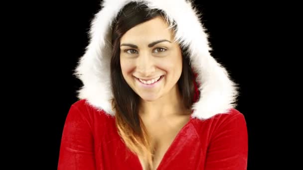 Usmívající se krásná žena pózuje v sexy obleček santa — Stock video