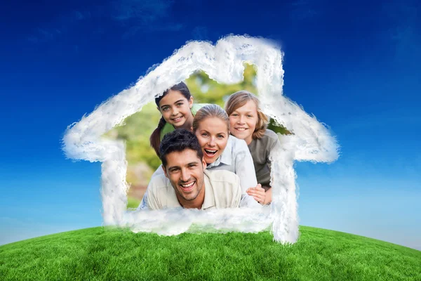 Happy family in the park — Stock Photo, Image