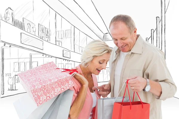 Couple avec sacs à provisions — Photo