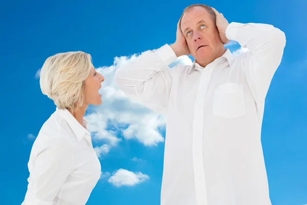 Angry older couple arguing with each other — Stock Photo, Image