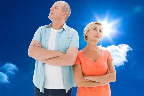 Thinking older couple with arms crossed — Stock Photo, Image