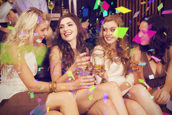 Pretty friends having a drink together — Stock Photo, Image