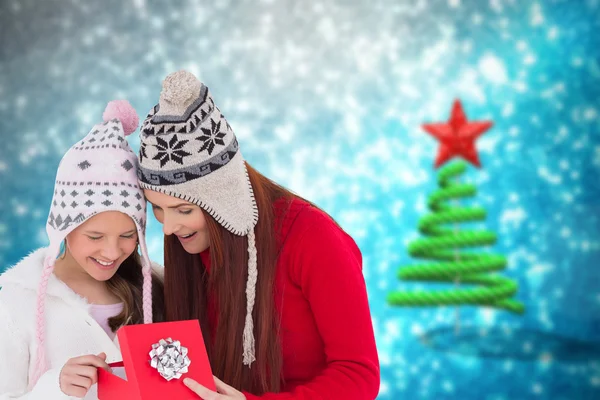 Zusammengesetztes Bild von Mutter und Tochter — Stockfoto