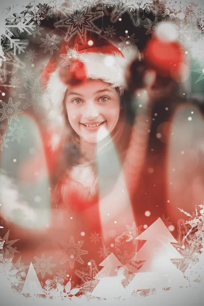 Festlig litte tjej dekorera julgran — Stockfoto
