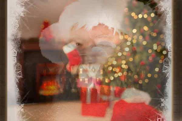 Noel Baba göz kırpıyor — Stok fotoğraf