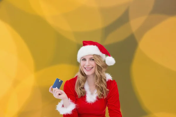 Kadının bir kredi kartı ile birçok parçalardan oluşan imge — Stok fotoğraf