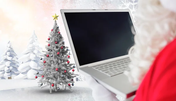 Noel Baba onun laptop kullanma — Stok fotoğraf