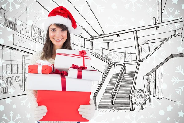 Donna con cappello da Babbo Natale con regali — Foto Stock