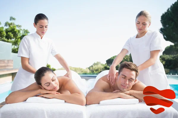 Kalm paar genieten van paren massage — Stockfoto