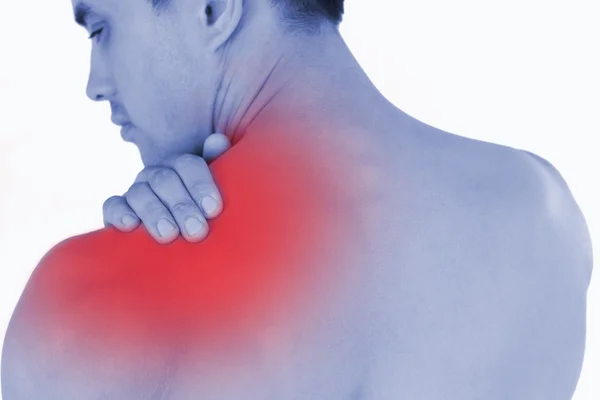 Jovem homem com dor no pescoço — Fotografia de Stock