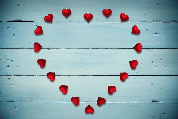 Imagen compuesta de corazones de amor rojos — Foto de Stock