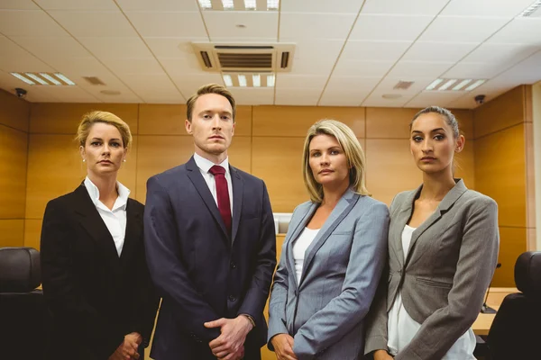 Portrait de quatre avocats bien habillés — Photo