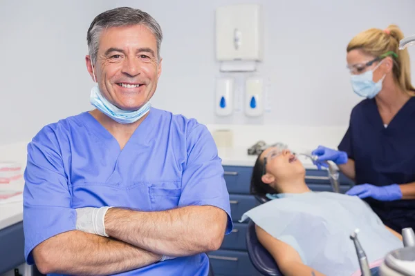 Dentist his arms crossed — Stock Photo, Image