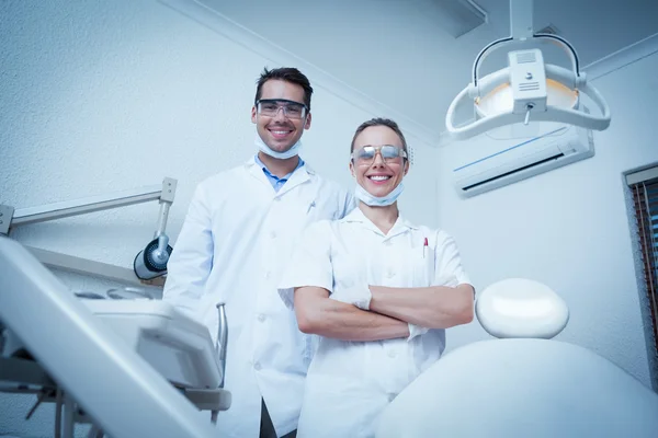 Retrato de dentistas sorridentes — Fotografia de Stock