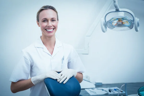 Portrait of female dentist — Stock Photo, Image
