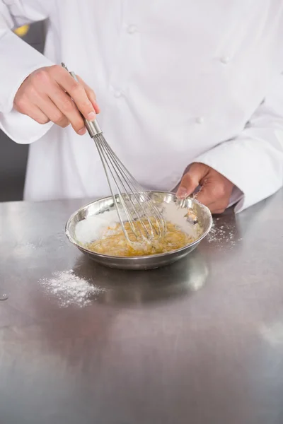 Baker preparing a pastry — Stock Photo, Image