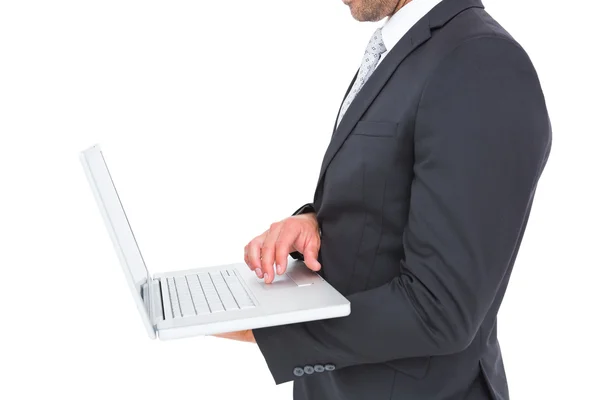 Geschäftsmann mit Laptop — Stockfoto