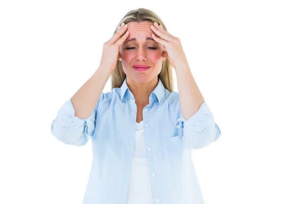 Bionda ottenere un mal di testa — Foto Stock