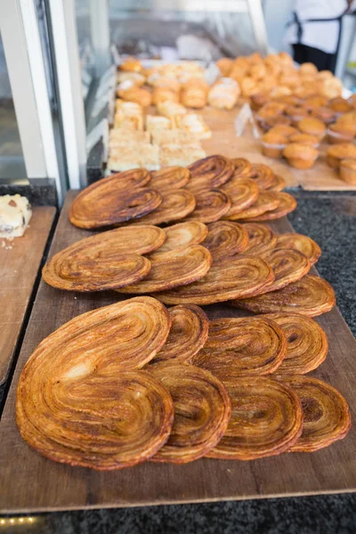 Fransız pasta sayaçta — Stok fotoğraf