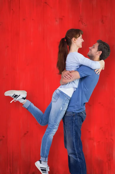 Pareja abrazándose unos a otros —  Fotos de Stock