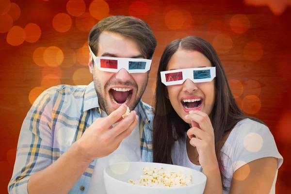 Casal assistindo a um filme 3d — Fotografia de Stock