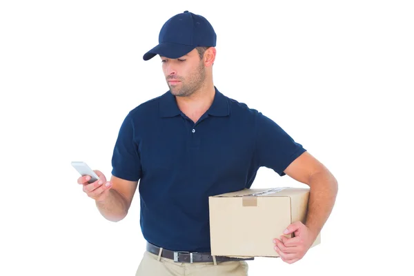 Consegna uomo in possesso di pacchetto — Foto Stock