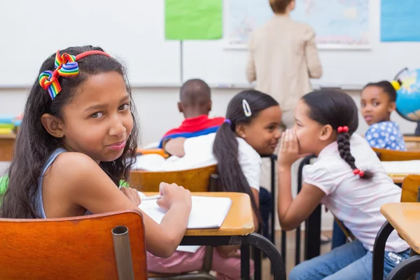 Alunos impertinentes na classe — Fotografia de Stock