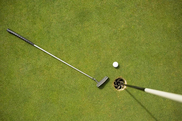 Golf Club e bola de golfe — Fotografia de Stock