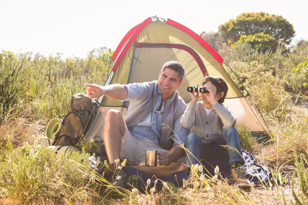 Father and son in their tent — Stock Photo, Image