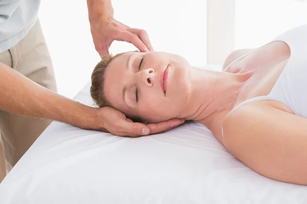 Woman receiving neck massage — Stock Photo, Image