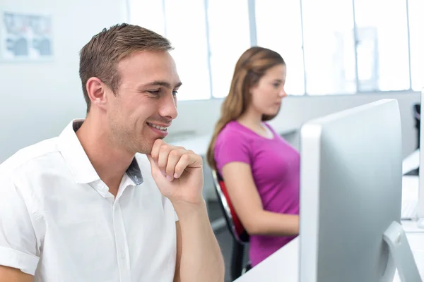 Students in computer class — Stock Photo, Image