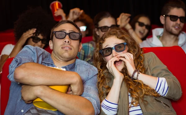 Young friends watching a 3d film — Stock Photo, Image