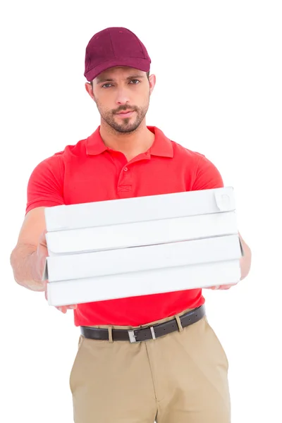 Entrega homem dando caixas de pizza — Fotografia de Stock