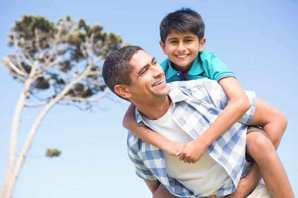 Father and son in the countryside — Stock Photo, Image