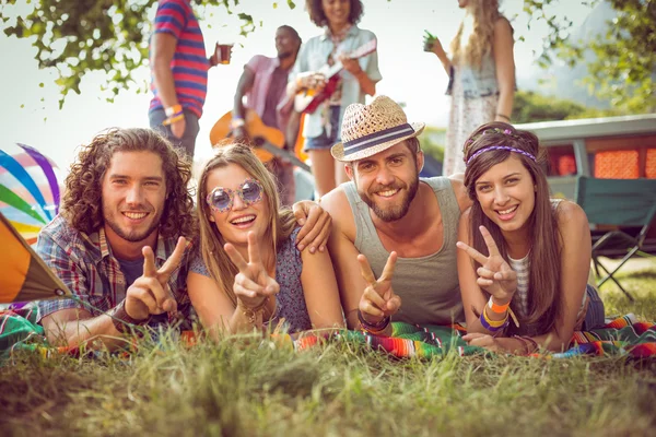 Happy hipster couples on campsite — Stock Photo, Image
