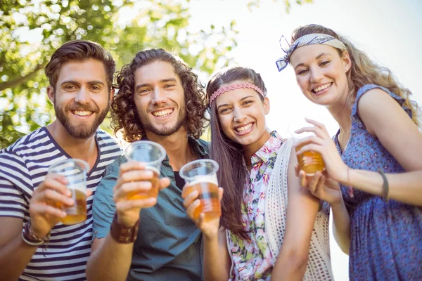 Hipster friends having a beer together — Stock Photo, Image